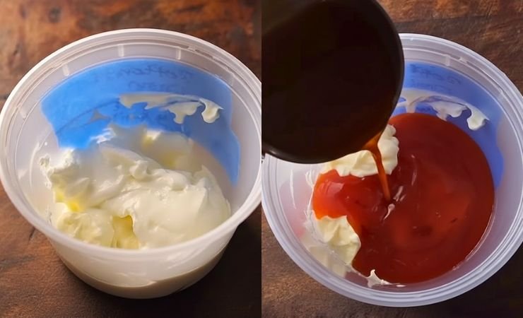 Mix the Mayo and Sour Cream