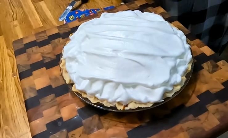 Add the Meringue