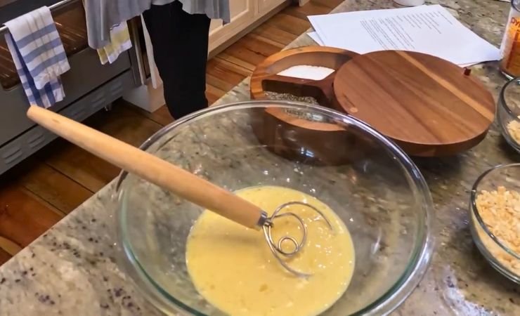 Make the Cracker Topping